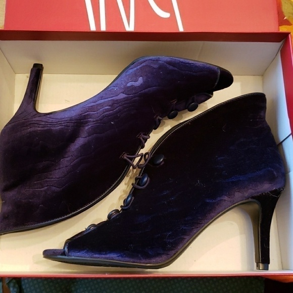 Impo midnight blue heels. NWT. - Picture 8 of 8
